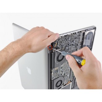 Laptop repair fix service and IT support in Dubai Villa Myra